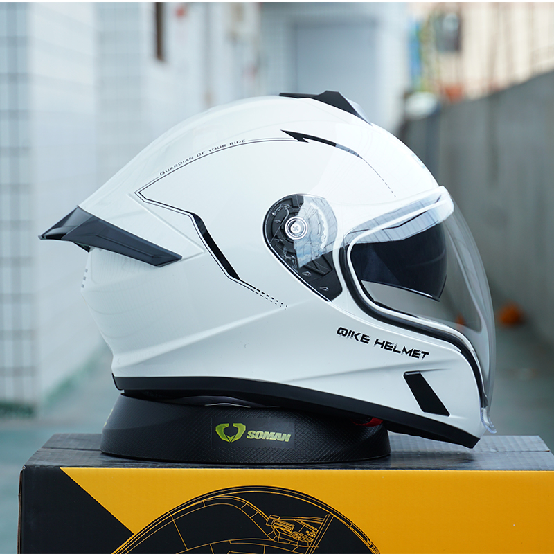 Caschi da moto integrali Ultim - Full Face Motorcycle Helmet With Bluetooth recensione e prezzo